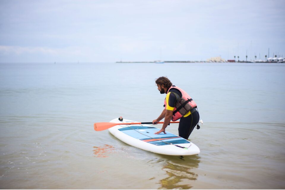 SUP Paddler with PFD